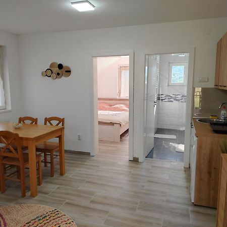Apartmán Stari Trsic Exteriér fotografie
